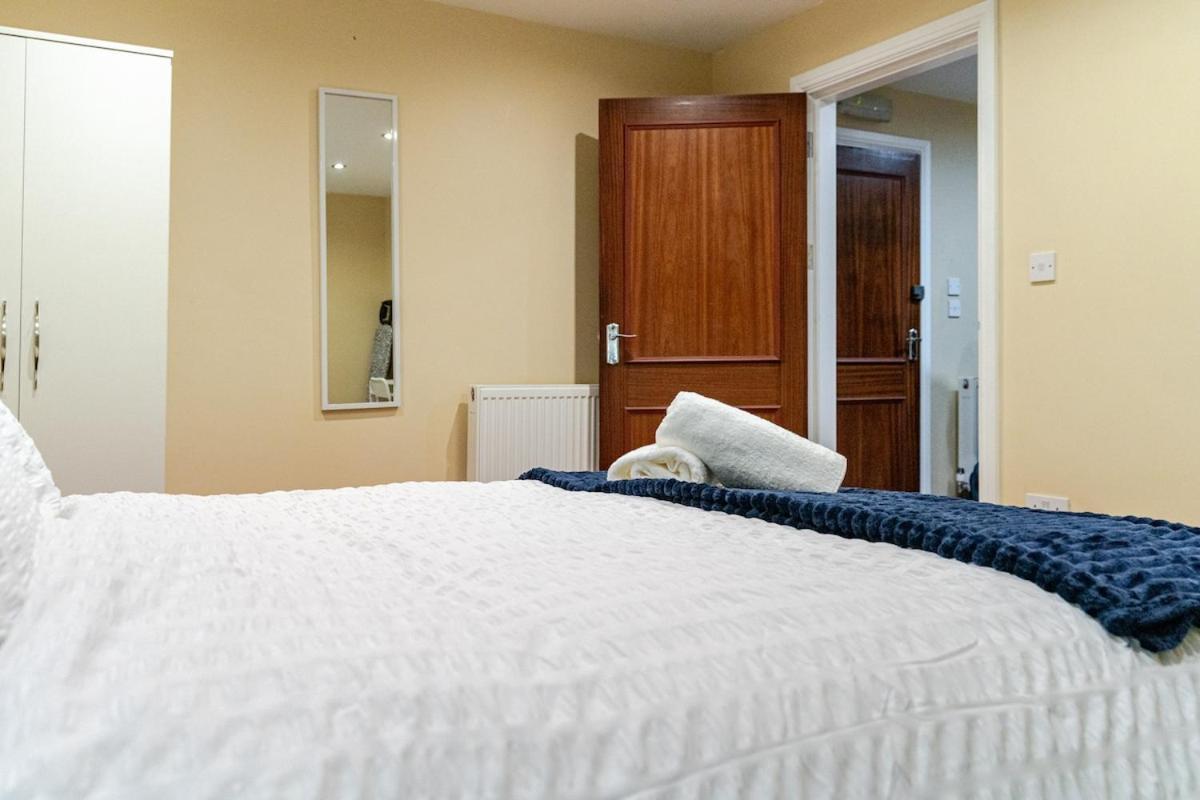 Cozy Flat In Walsall Town Centre Экстерьер фото